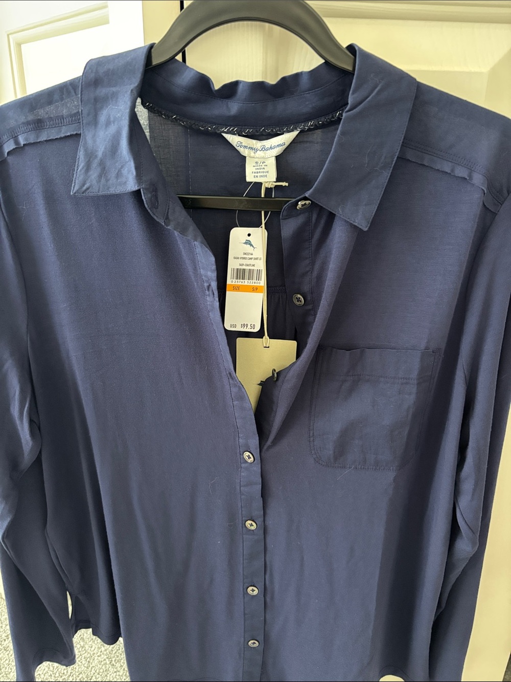 Tommy Bahama women’s Long-Sleeve Button-Up Shirt
